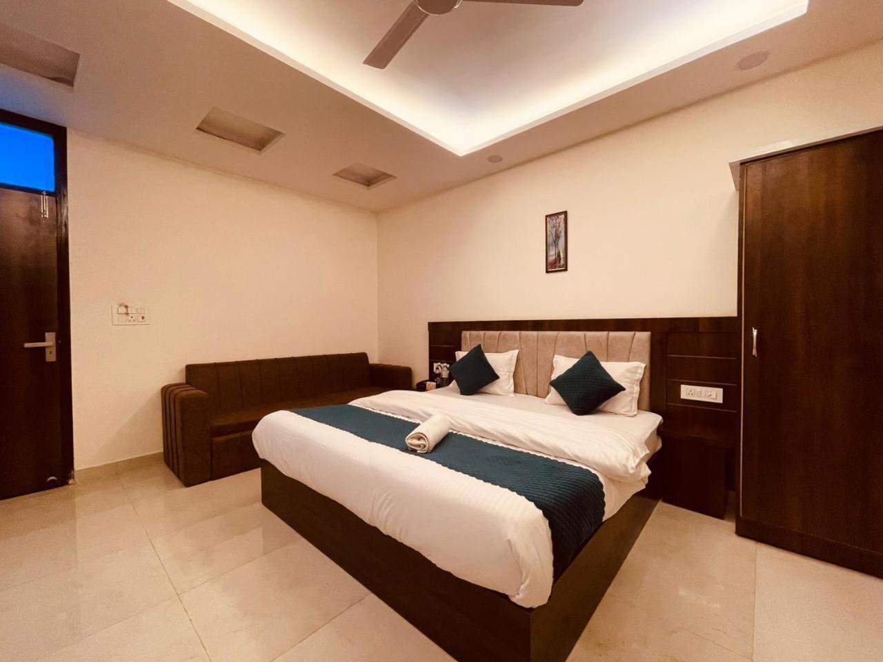 Wooibhotels The Divine Ganga Haridwār Extérieur photo